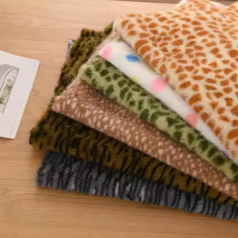 Tissu Imitation fourrure de vison imprimé, vêtements en peluche, foulards, bricolage, tapis, sacs, tissu à coudre, tissu de décoration écologique