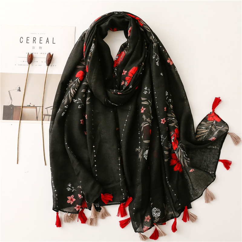 2026 automne belle noir Floral paillettes gland Viscose châle écharpe haute qualité impression doux Foulards musulman Hijab Sjaal 180*90Cm