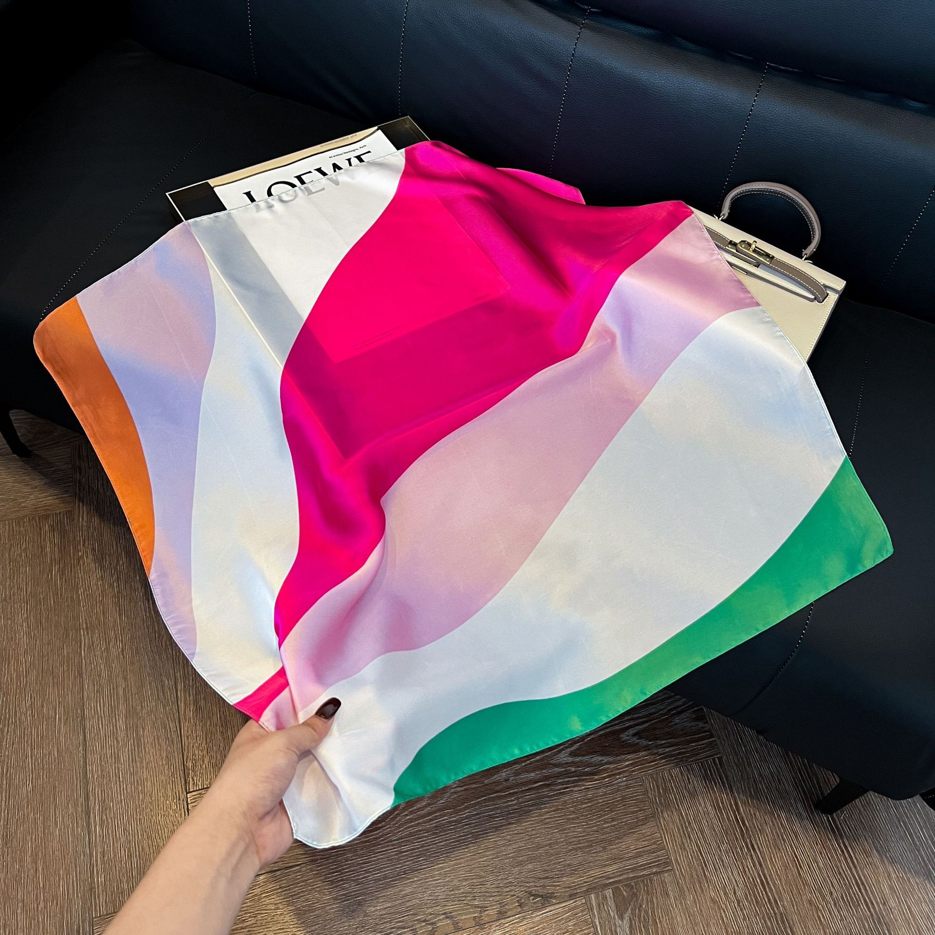 Foulard carré de luxe en Satin doux pour femmes, 70x70cm, imprimé Floral, Foulard, Bandanas, cheveux, cravate fine, châles Hijab