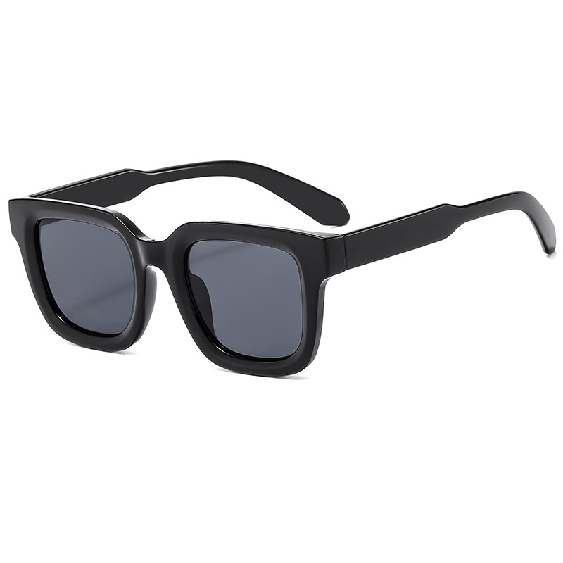 Lunettes de soleil carrées classiques de luxe pour hommes et femmes, accessoires de mode pour la vie quotidienne et les activités de plein air.