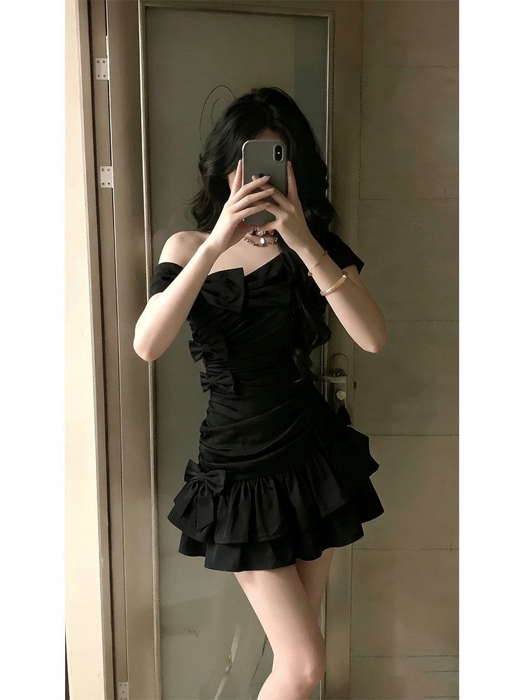 Nouvelle Robe Noire Femme Style Coréen avec Nœud Délicat, Col Bateau, Patchwork de Dentelle, Coupe Ajustée, Bretelles Fines, Tendance Harajuku Y2K 2026