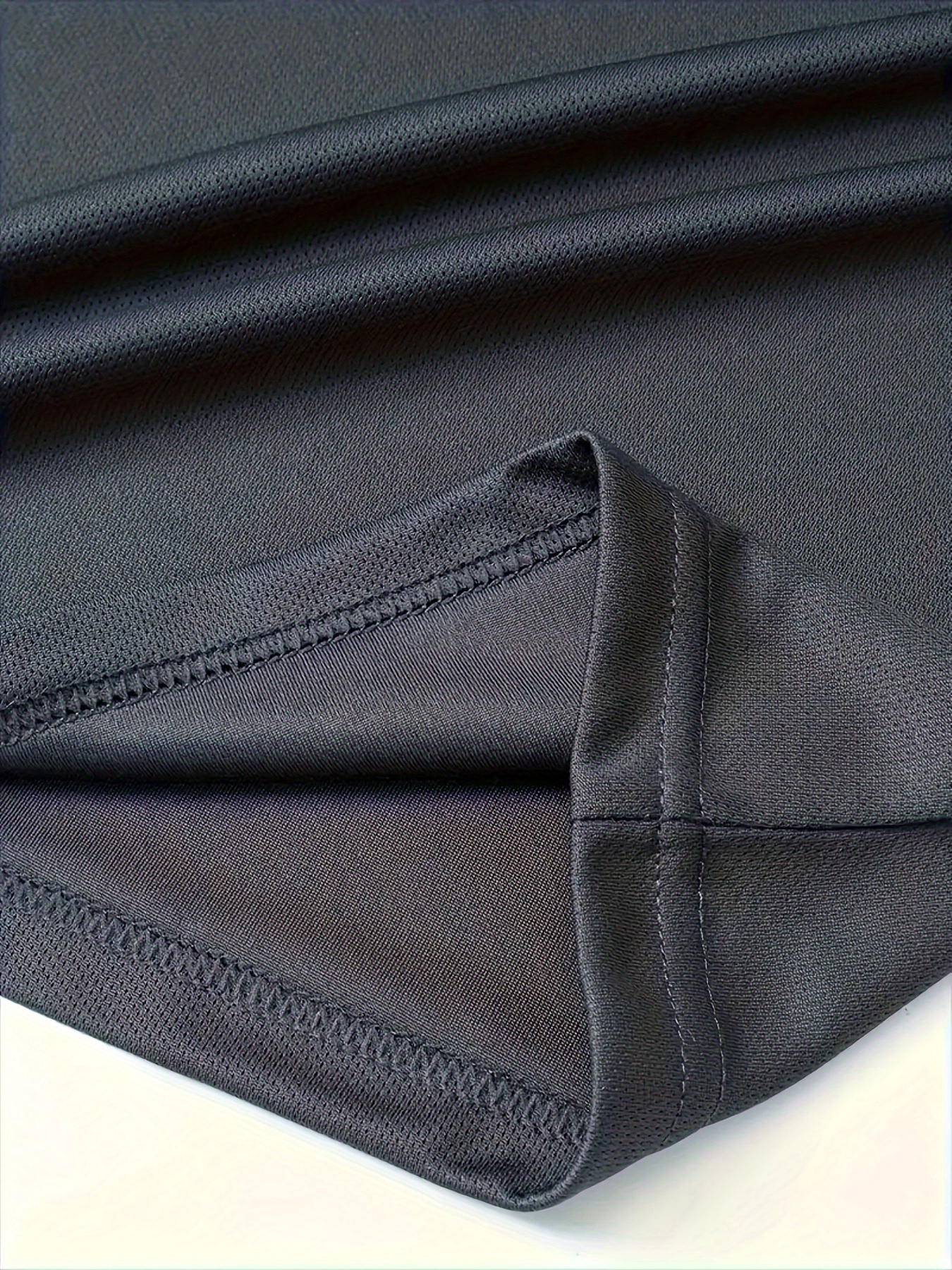 Nouvel ensemble deux pièces d'été pour homme : T-shirt à manches courtes et short, respirant et à séchage rapide, idéal pour le sport et les loisirs.