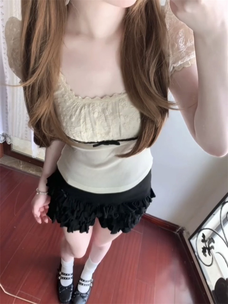 T-shirt femme col carré avec dentelle, crop top mignon et esthétique à manches courtes, coupe slim vintage, style Harajuku Y2K, tenue décontractée