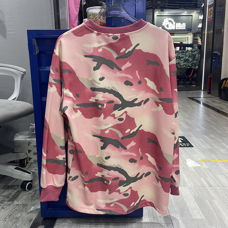 Hommes femmes Couple décontracté rose Camouflage Patta à manches longues T-Shirt de qualité supérieure confortable Base de gaufre T-Shirt avec étiquettes