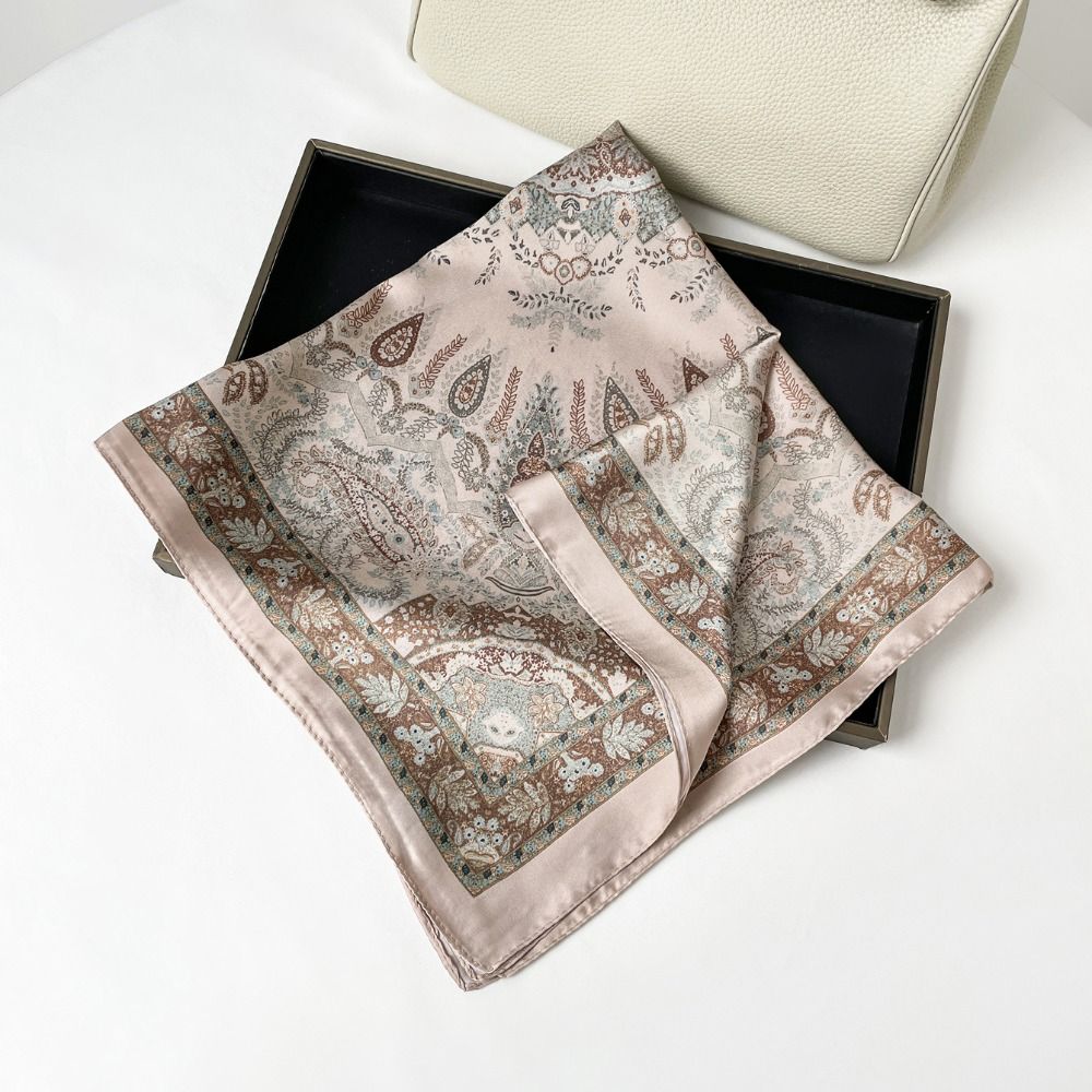 Écharpe carrée de luxe en soie 70*70cm, matière en soie, foulard en soie, texture douce, motif imprimé, écharpes en soie pour femmes et filles