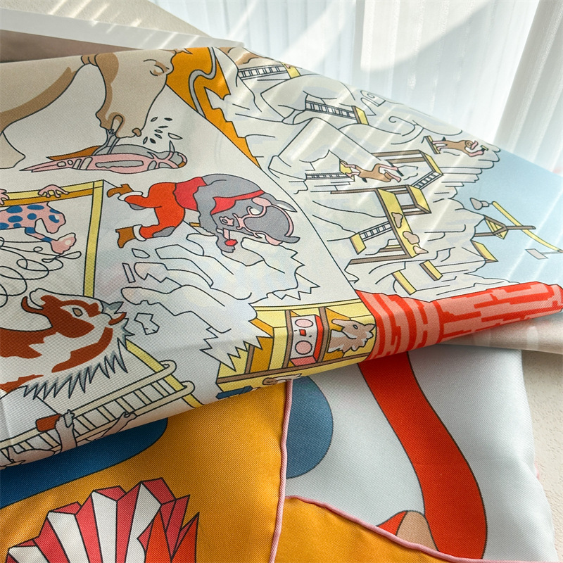 Foulard en soie 135 cm, châle à bords roulés à la main, bandanas, grands châles, accessoires été-printemps, cadeau, imprimé cheval