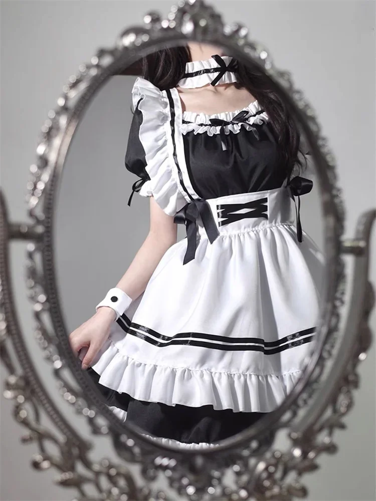 Tenue de femme de chambre Lolita Cosplay Mignonne Sexy Érotique Kawaii, Costume de café, Robe tablier uniforme homme noir et blanc, Costumes à nœud papillon mignons