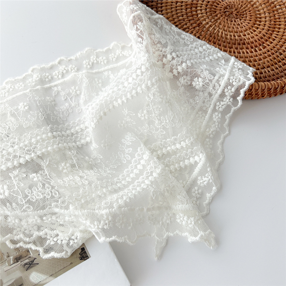 Écharpe en dentelle évidée pour femme, foulard de cheveux, hijab triangle, écharpe de cou, élégant, solide, document, mode féminine, présidence