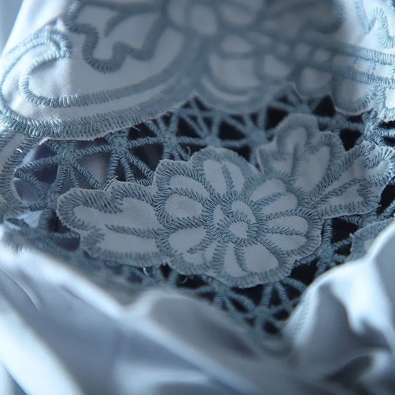 Chemisier femme 2025 printemps été creux lourd broderie dames hauts col montant tempérament dame lâche lanterne manches chemise