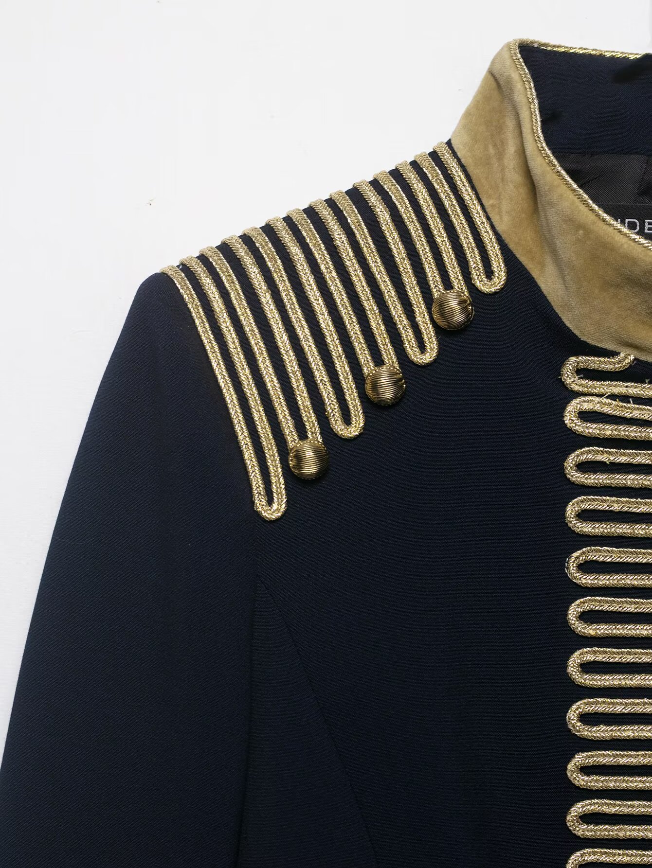 BSAY Nouvelle Veste Courte Napoléonienne Vintage pour Femme avec Broderie Chaîne Dorée, Col Montant, Poignets Contrastants, Boutons Décoratifs, Coupe Ajustée