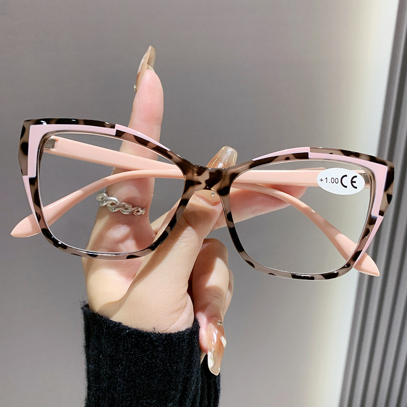 Lunettes de lecture œil de chat élégantes pour femmes, Design bloc de couleur à la mode, Anti-lumière bleue, lunettes de force 1.0 à 4.0