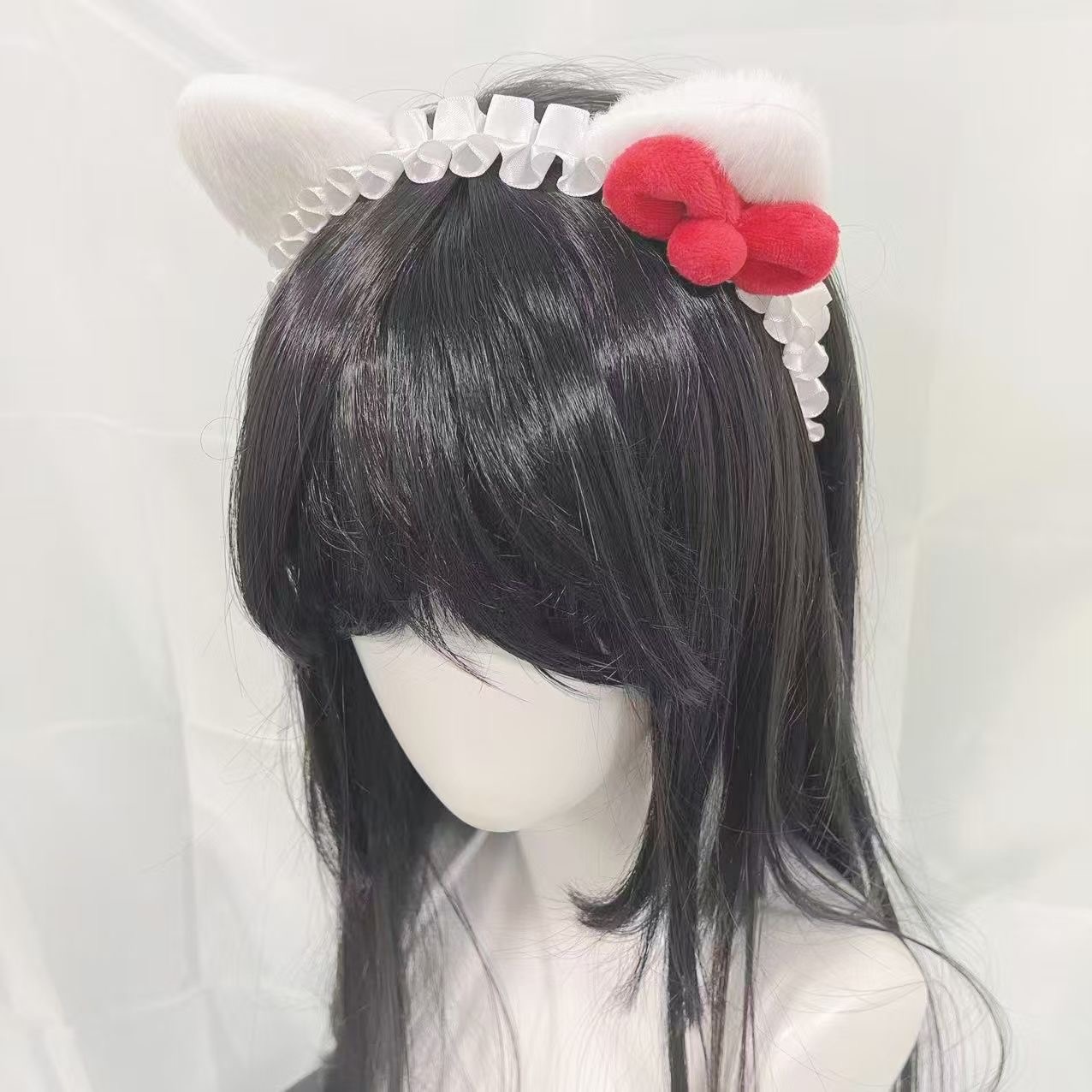 Cerceau de cheveux blanc fait à la main avec oreilles de chat, avec nœud papillon rouge, accessoires pour cheveux Lolita faits à la main, coiffure pour femmes