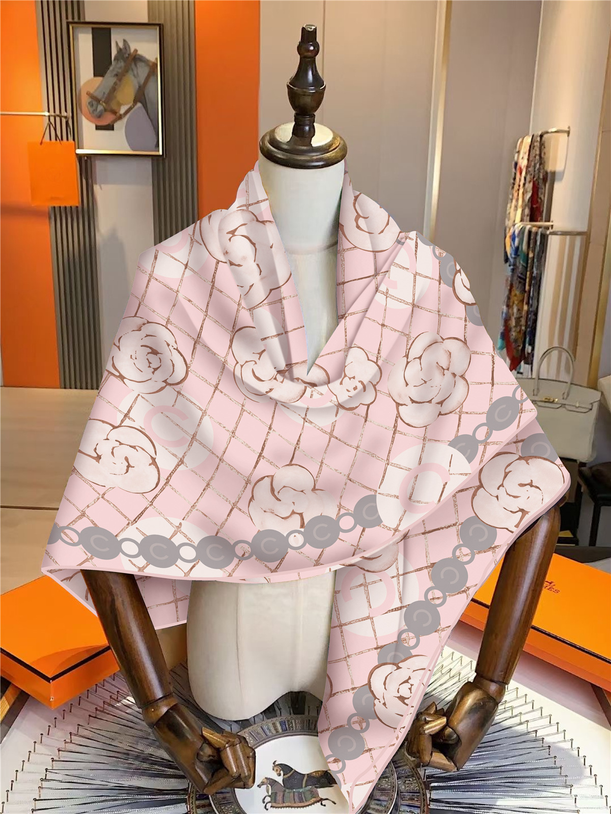 Écharpe en fausse soie douce pour femmes, 130x130cm, cadeau chaud et élégant pour dames, bureau, fête quotidienne, enveloppe chaude assortie