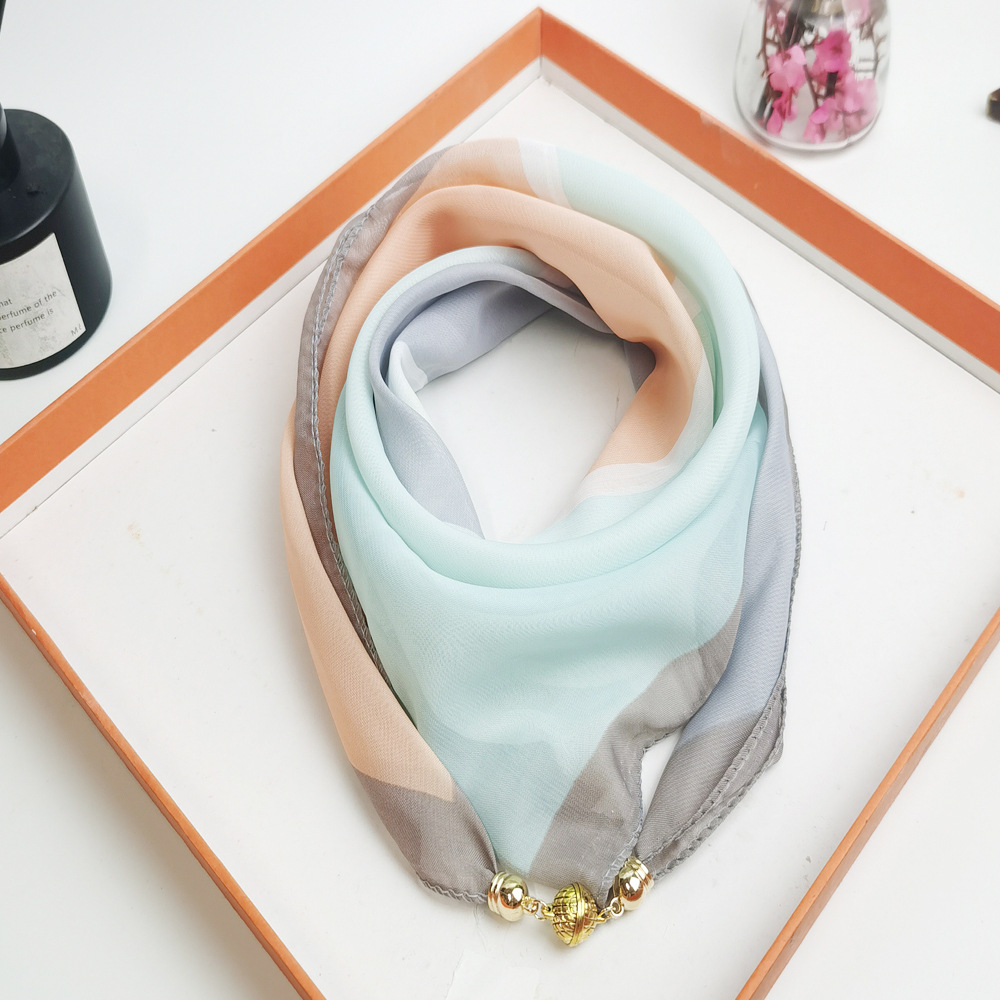 Petit foulard à boucle magnétique pour femme, foulard carré en soie pour le printemps et l'été, protection du cou, foulard triangulaire