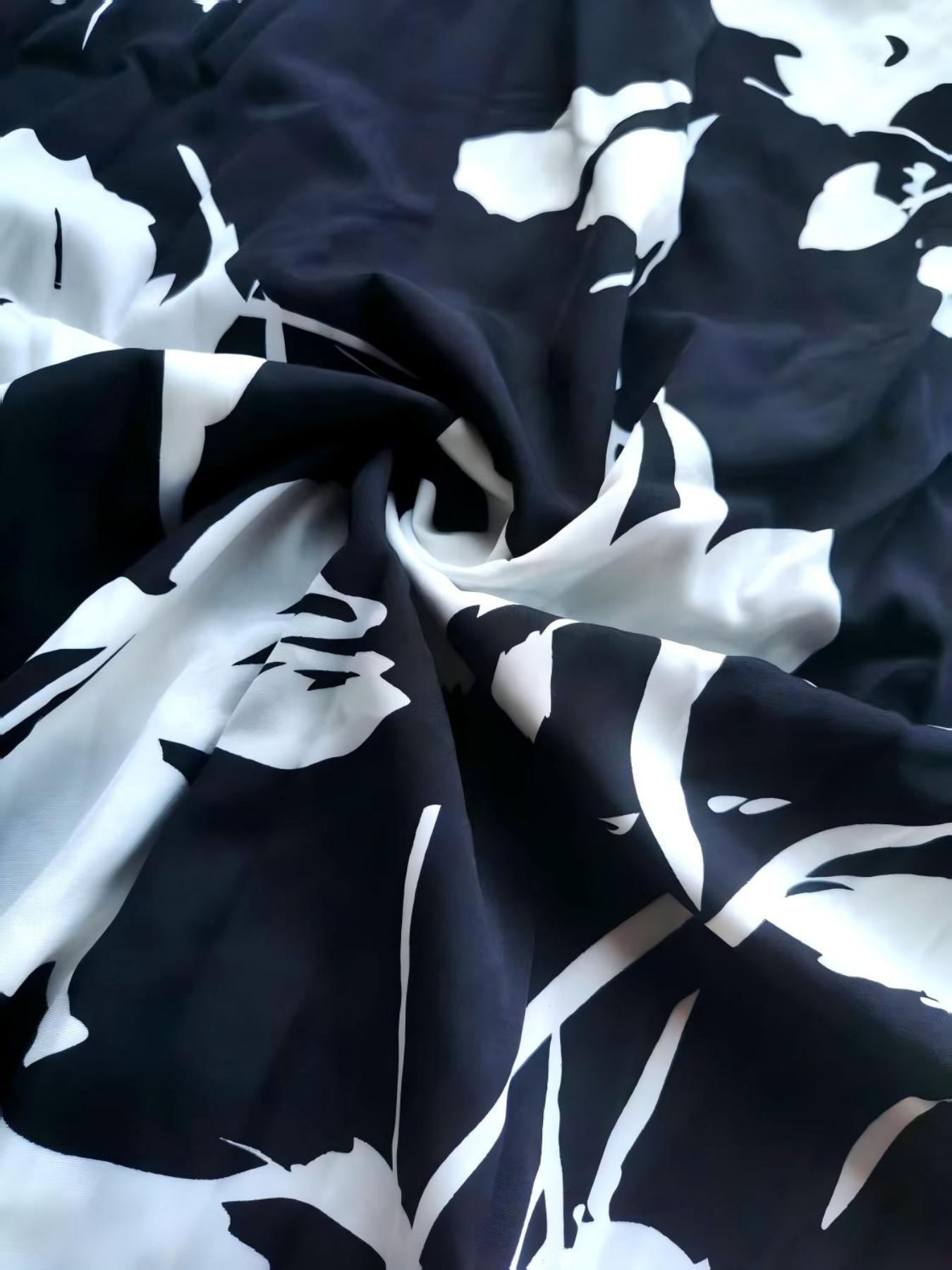 Robe longue élégante à imprimé floral pour femme, asymétrique à une épaule, avec manches bouffantes larges et taille froncée, idéale pour le printemps/automne, les tenues décontractées ou les soirées.