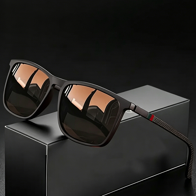 Lunettes carrées vintage tendance, idéales pour la conduite et les vacances, également un cadeau idéal.