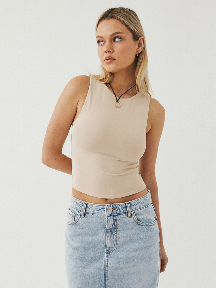 Chemise sans manches à fond serré avec haut dos nageur à col rond