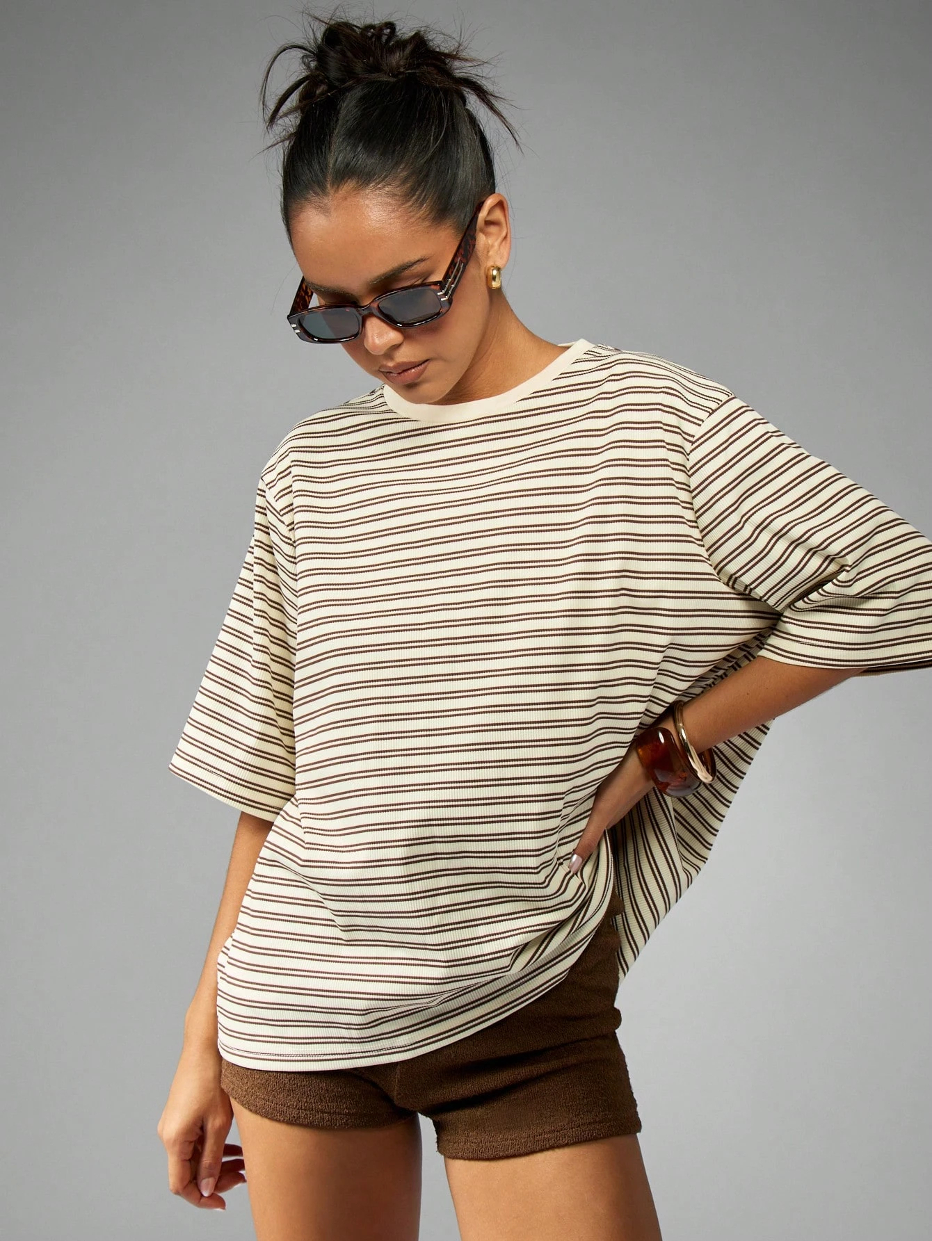 T-shirt rayé ample à manches courtes pour femme avec col côtelé, ultra-léger, confortable, élastique, décontracté et polyvalent