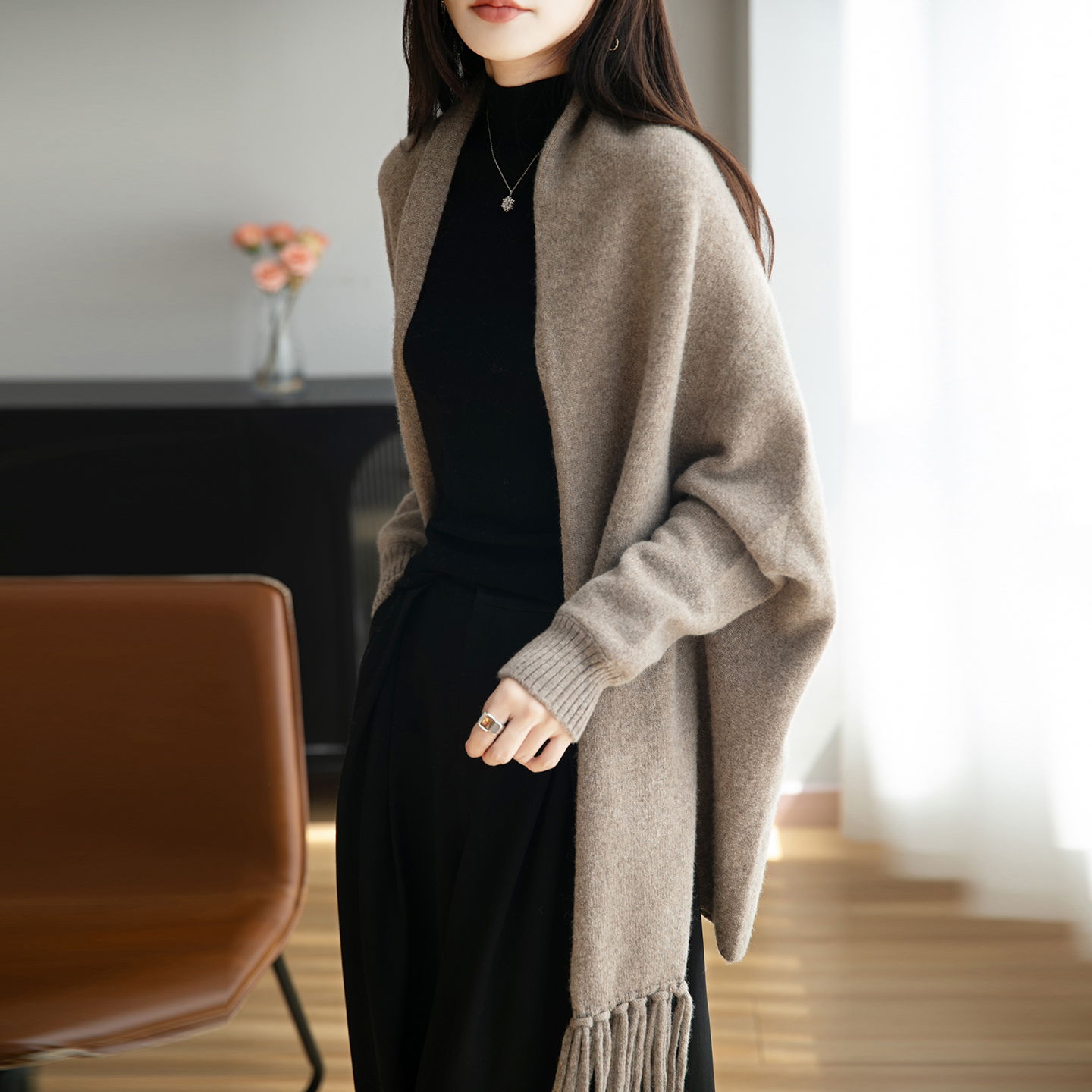 Châle à franges en laine mérinos pour femmes, vêtements d'automne, couleur unie, manches longues, ample, tricoté, à la mode, en cachemire, 100%