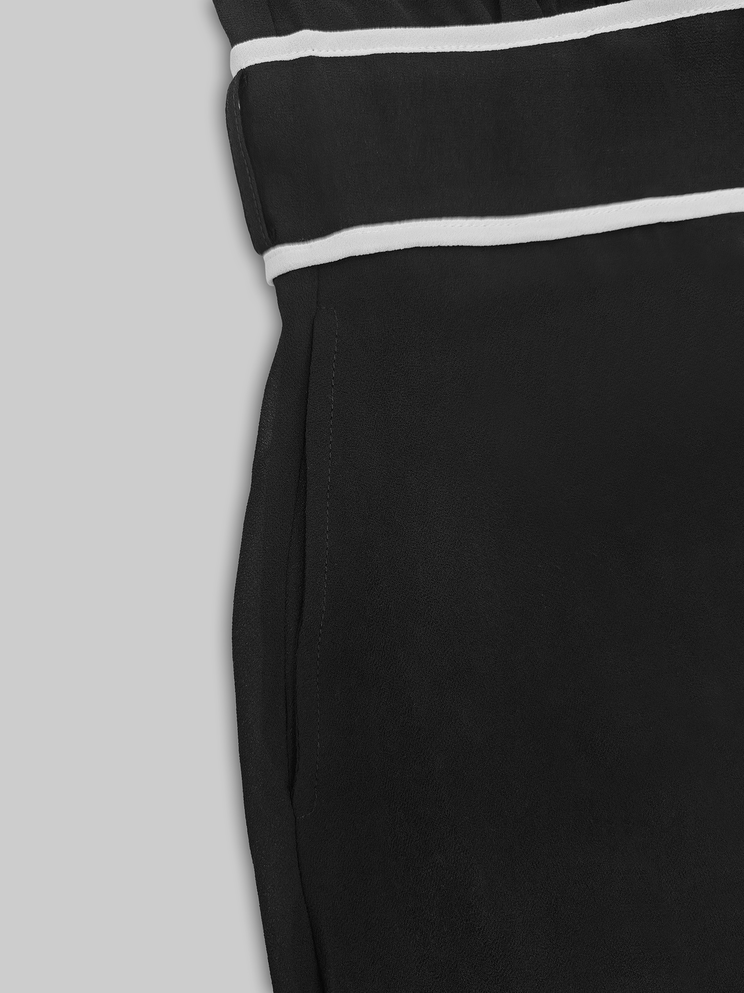 Robe longue élégante en mousseline de soie, col montant, manches longues avec bordure blanche, idéale pour le bureau, les affaires, les banquets et les soirées
