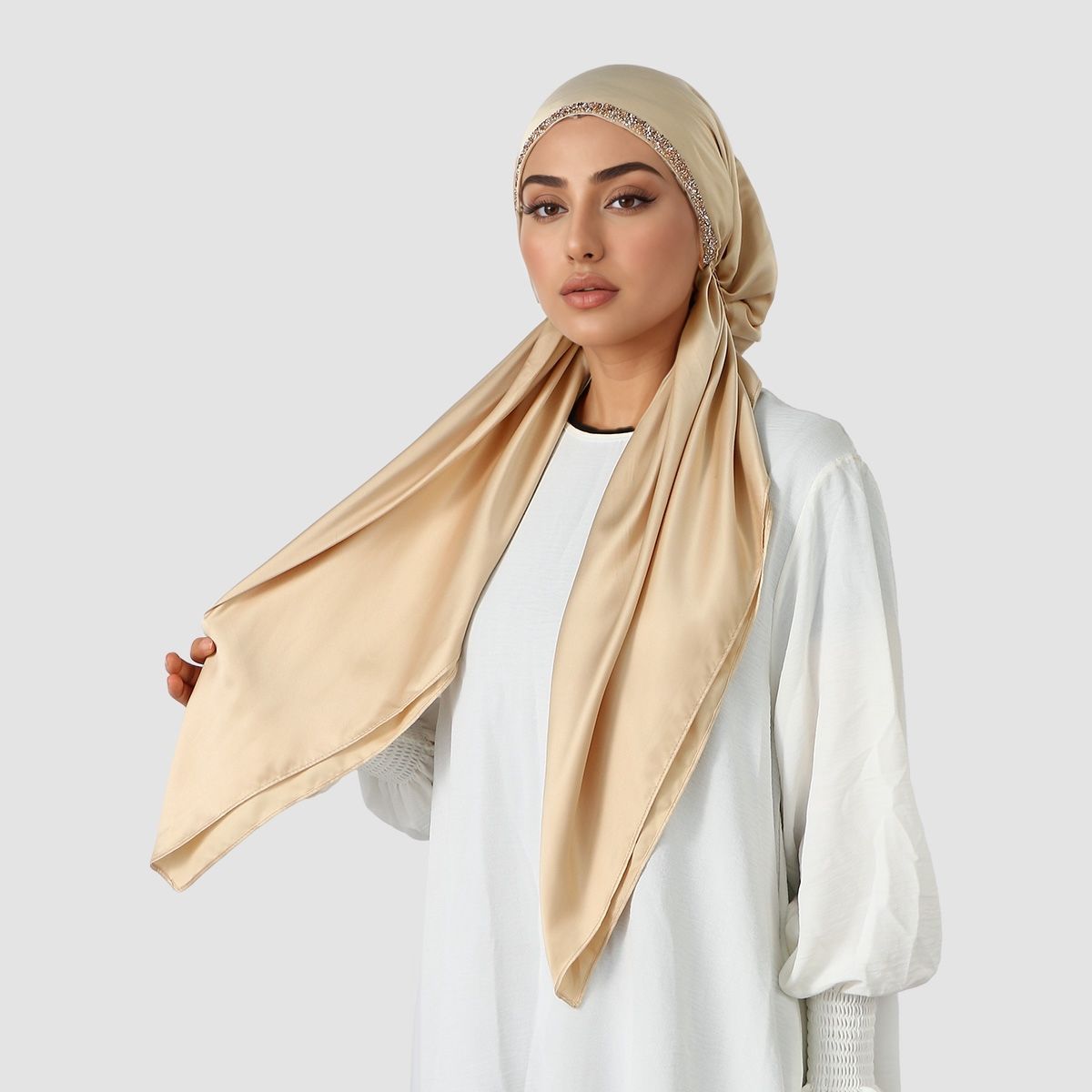Hijab instantané pour femmes musulmanes, bonnet en satin, foulard, bandeau à strass, châle, turban doux, bonnet élastique uni, couvre-tête, bonnet de nuit, enveloppes pour la tête
