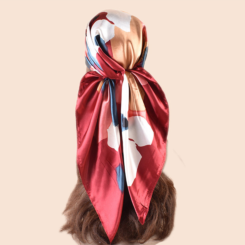 Haute qualité châle Satin soie carré Foulard femmes fleur Foulard dames bandeau bandes de cheveux imprimer Foulard Hijab enveloppes Bandana