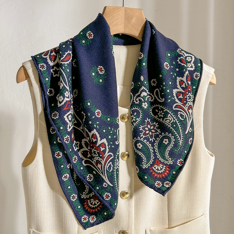 70% laine 30% foulard en soie femmes hiver ethnique gris Orange bleu Paisley imprimé foulards châle femme Hijab dames accessoires