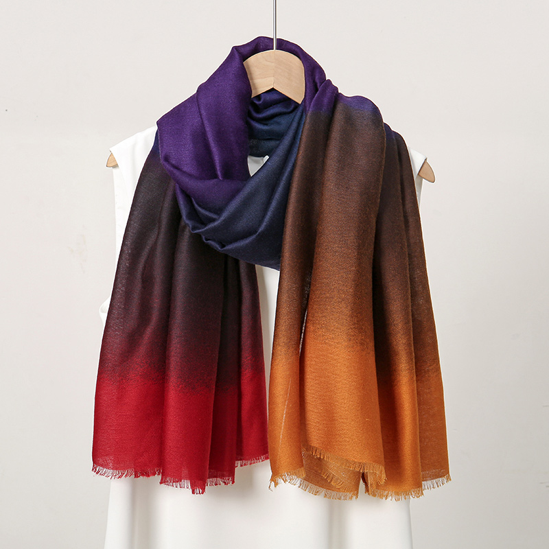 Écharpe Chic Gradient Document Night pour Femme, Viscose Douce, Châle Respirant et Chaud, Voyage Automne et Hiver