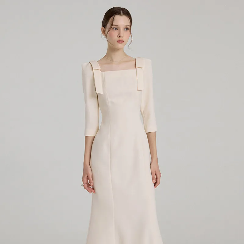 Robe moulante pour femme à col carré et épaules droites, nouvelle collection printemps-automne, taille haute, manches mi-longues, avec une coupe ajustée