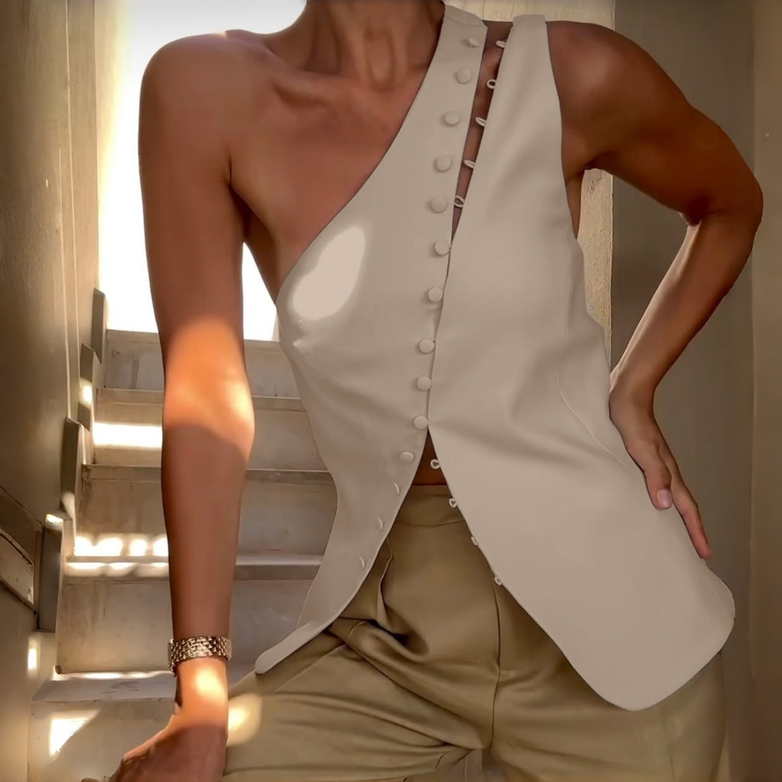Gilet sans manches au Design élégant pour femmes, Sexy, simple boutonnage, Slim, irrégulier, rue asymétrique, chemisier d'été pour dames