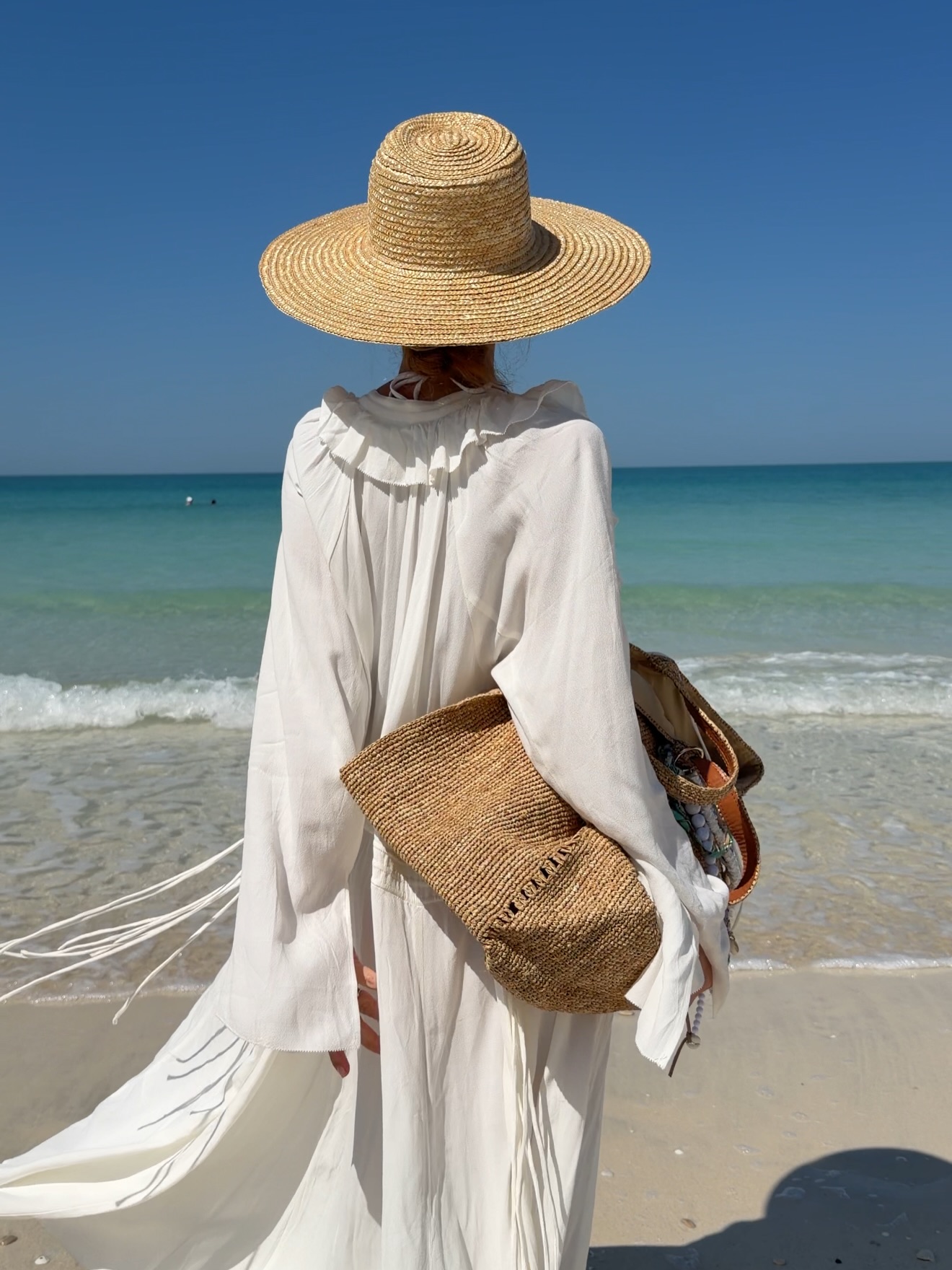 Robe de plage blanche pour femme, col en V, manches longues, maxi kaftan, style bohème, paréo de bain, tenue de vacances