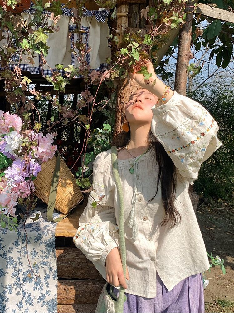 Femmes nouveau printemps broderie florale Blouse Vintage décontracté à manches longues petit haut