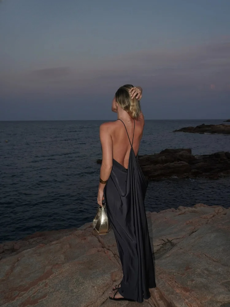 Robe décontractée en Satin pour femmes, col licou, ample, élégante, sans manches, dos nu, épaules dénudées, Robes de plage chics, nouvelle collection été