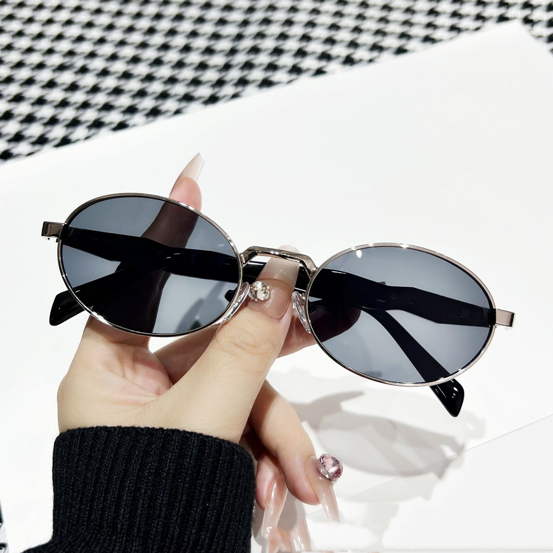Lunettes de soleil ovales rétro tendance pour femmes et hommes, unisexe Y2K, Vintage, Design à la mode, rondes, 2024