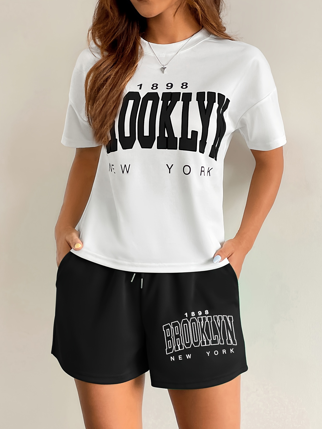 Ensemble t-shirt et short à manches courtes pour femmes, tenue décontractée en deux pièces, combinaison tendance, costumes sportifs et décontractés
