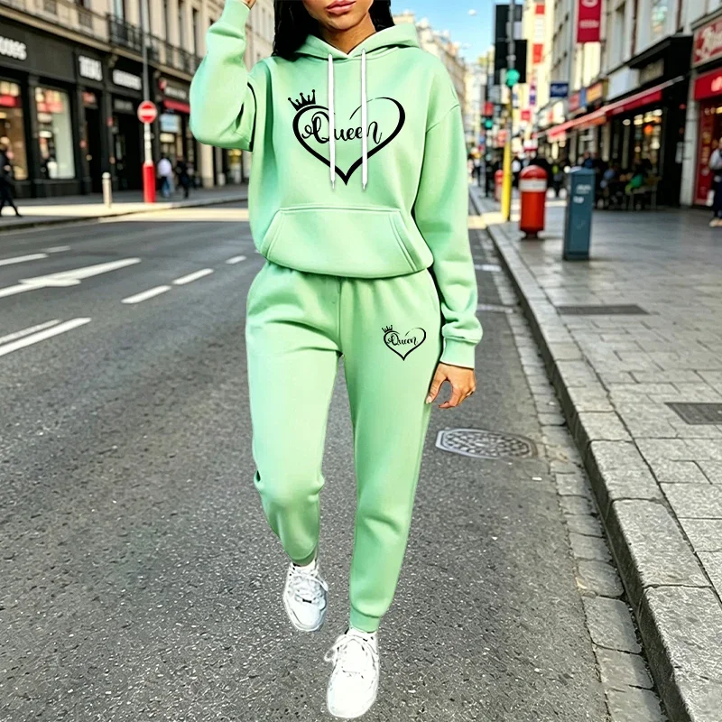 Tenues pour femmes Queen, sweat-shirt à capuche décontracté et tendance, vêtements de sport et de jogging pour femmes, vêtements d'automne et d'hiver, sweats à capuche et pantalons de style streetwear.