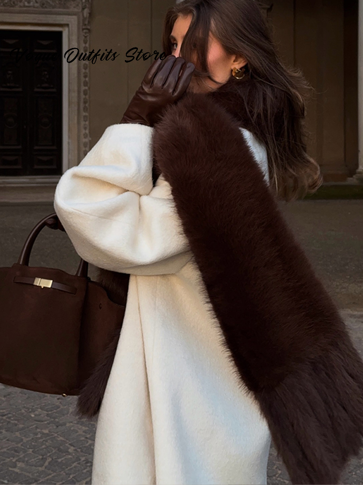 Écharpe longue élégante de luxe en fausse fourrure à pompons pour femme, unie, chaude, polyvalente, chic, en fourrure, collection automne-hiver 2026, foulard de rue pour femme