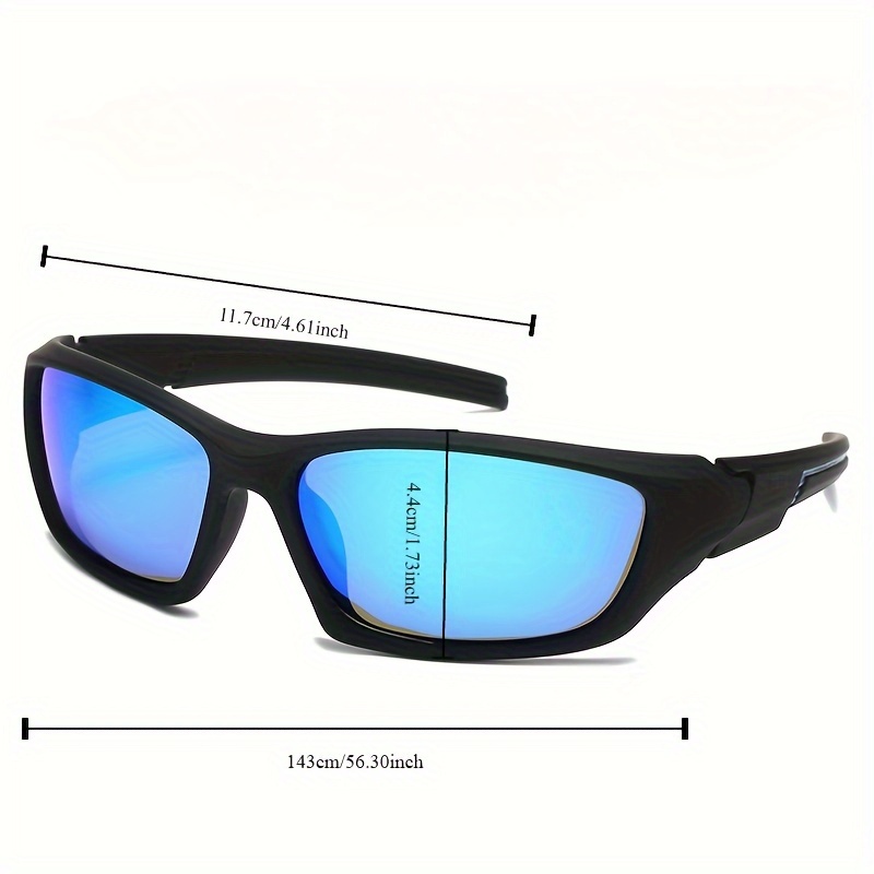 Une paire de lunettes de sport d'extérieur, idéales pour la randonnée et le surf, parfaites pour décorer les lunettes des hommes et des femmes pour les anniversaires