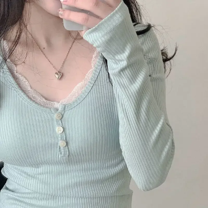 T-shirts à manches longues pour femmes, Slim, boutons en dentelle, Kawaii, Y2k, hauts décontractés, pulls, nouvelle collection printemps 2024