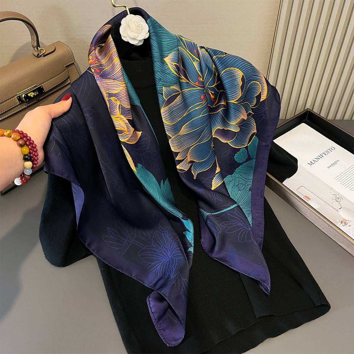 Foulards de tête imprimés pour femmes, Foulard quatre saisons carré en Satin pour dames, châles 90x90, Foulard en soie, Hijab musulman, dernière conception