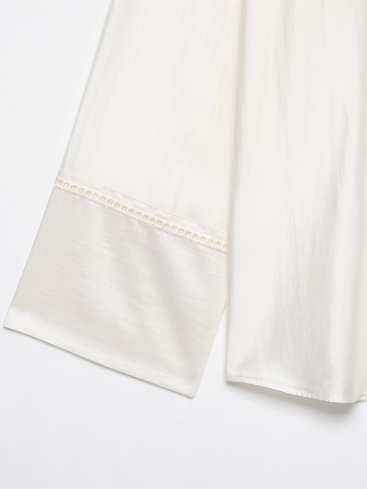 Chemisier Élégant en Satin Brodé pour Femme HH – Collection Été 2026 – Col Montant, Manches Longues, Poches Brodéées – Blouse Chic et Légère pour le Quotidien