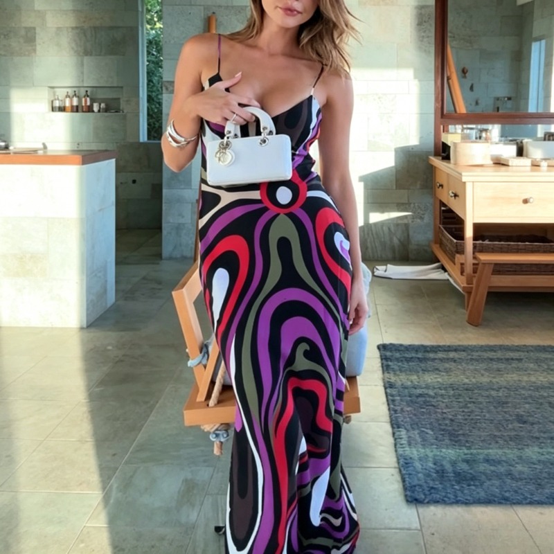 Robe longue en satin à imprimé abstrait vintage, sexy, décolleté en V profond, bretelles spaghetti, dos nu, moulante, longueur ras du sol, pour les vacances