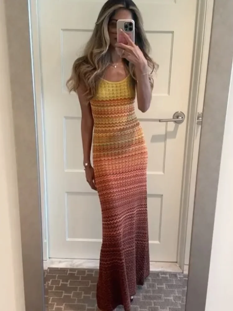 Mode dégradé femmes tricoté Maxi élégant col en v sans manches moulante longues Robes 2025 femme Chic plage fête vacances Robes