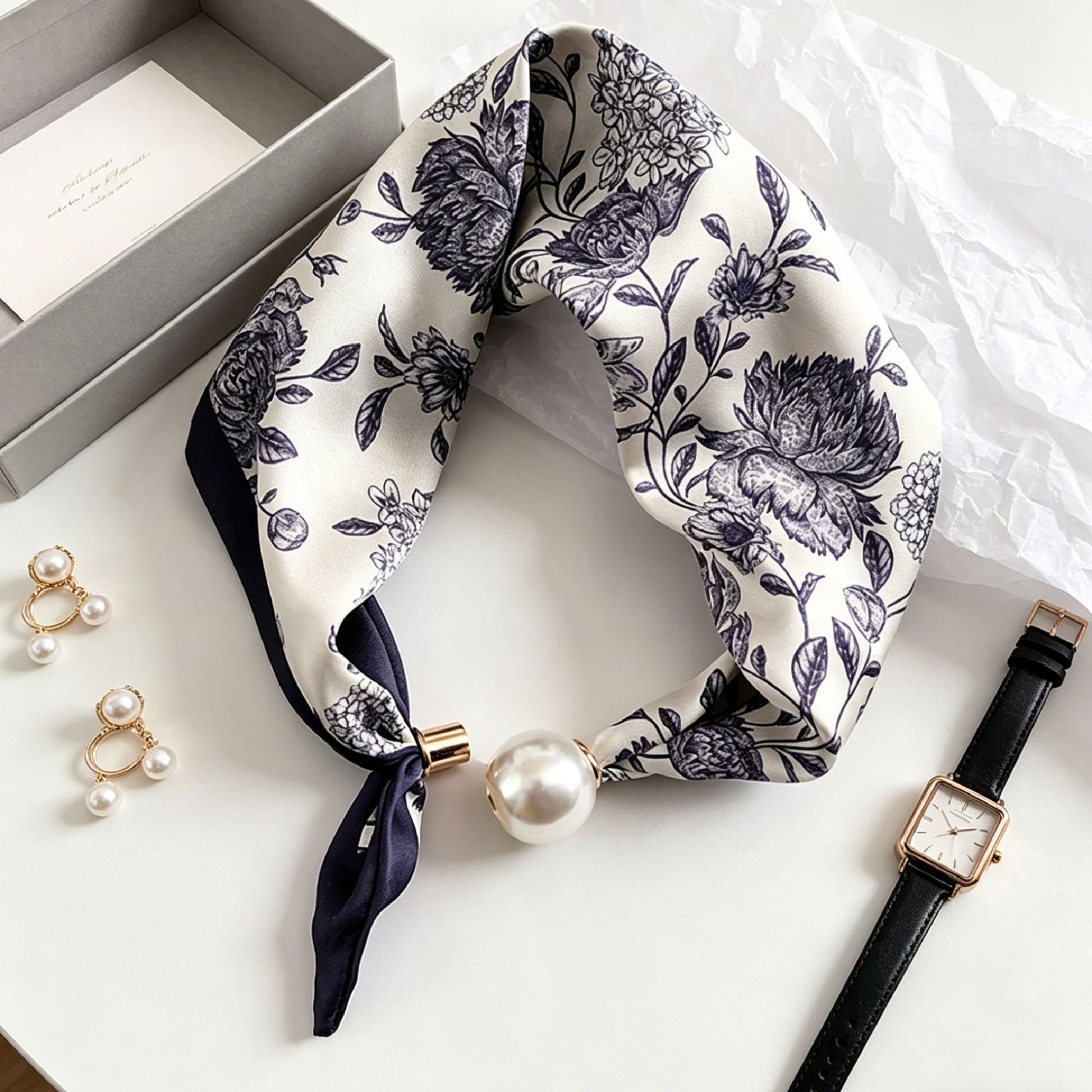 Nouvel Foulard Élégant Bleu Perle avec Fermoir Magnétique, Accessoire Artistique Polyvalent et Respirant pour l'Été