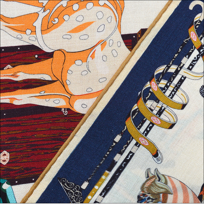 Écharpe beige double face en mélange de laine de soie contrastée 65 avec motif à chevrons bord roulé à la main "65F0004"