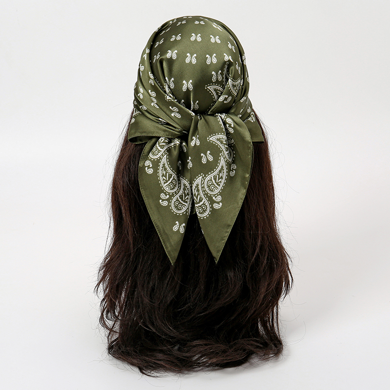 70cm Paisley imprimé musulman Hijab femmes Bandanas carré foulard en soie bandeau mouchoir foulard foulard foulards de luxe