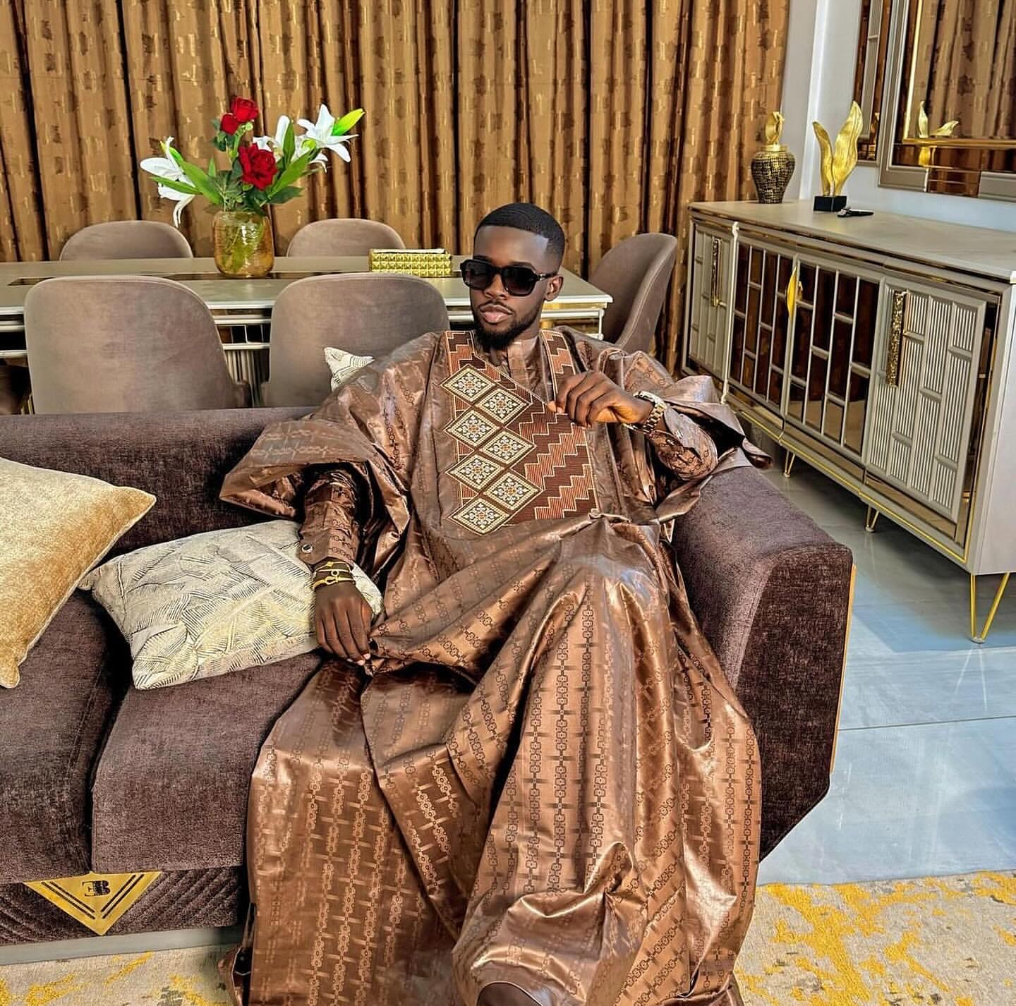 Vêtements africains pour hommes, ensemble traditionnel Bazin Riche brodé, haut à manches longues, 3 pièces
