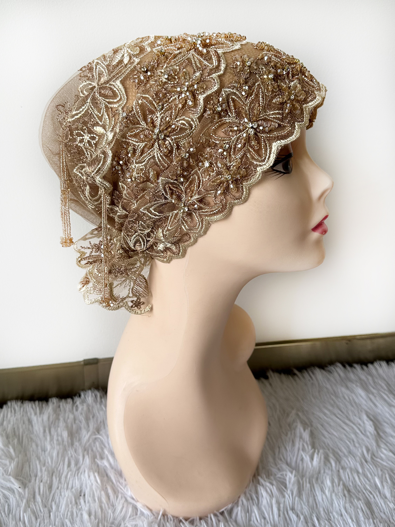 Haute qualité dentelle artisanale perlée Turban chapeau femme bandeau casquettes femmes musulmanes foulard Bonnet prêt à porter intérieur Hijabs