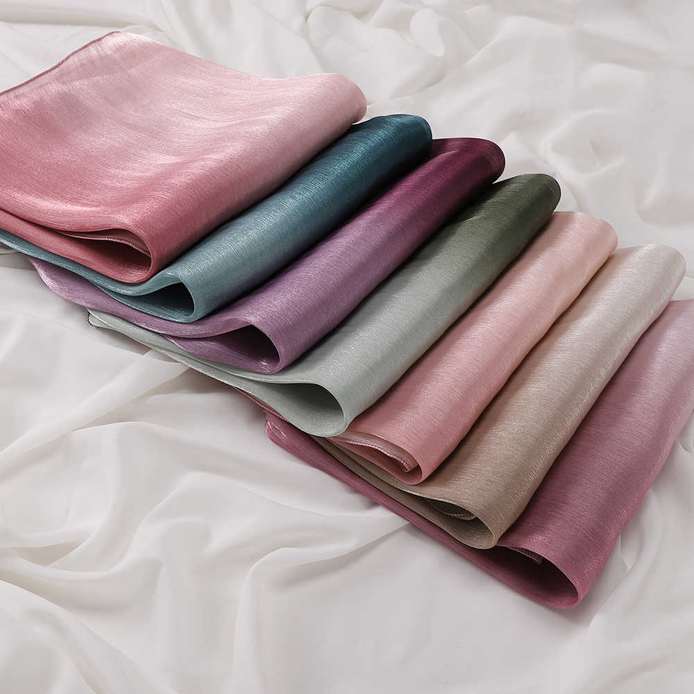 Hijab en satin brillant bicolore, foulards froissés, châle pour femmes, hijab musulman, bandana en crêpe, hijab en soie brillante islamique