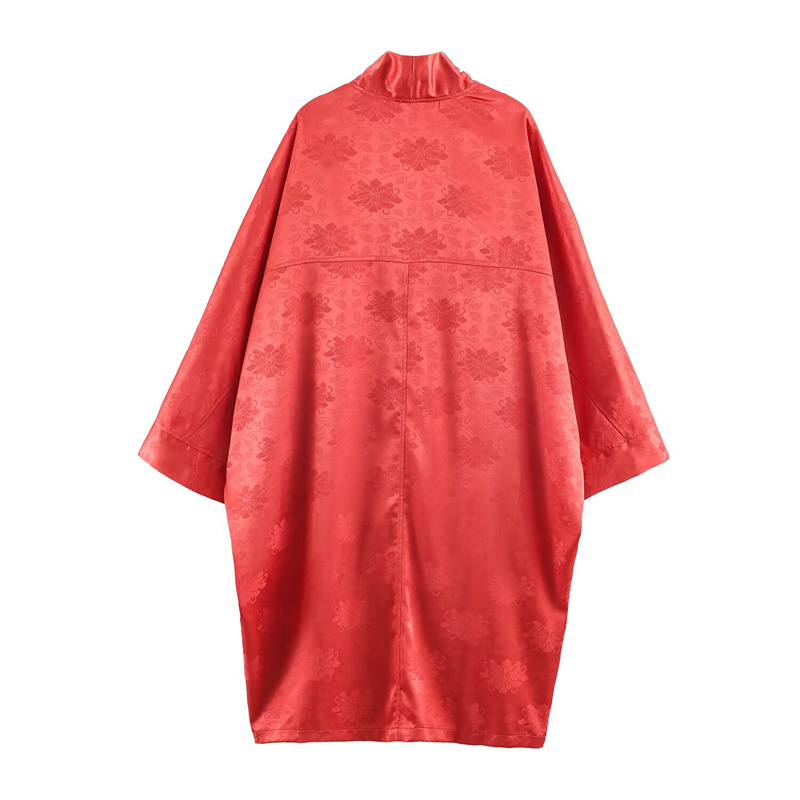 Kimono en satin jacquard floral rouge pour femme, collection Printemps 2026, manches trois-quarts, ouvert sur le devant, longue veste décontractée